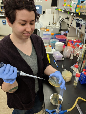 Freddie Miller in lab Freddie Miller in lab